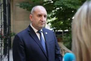 Sursă foto: Instagram / rumenradev.primeminister